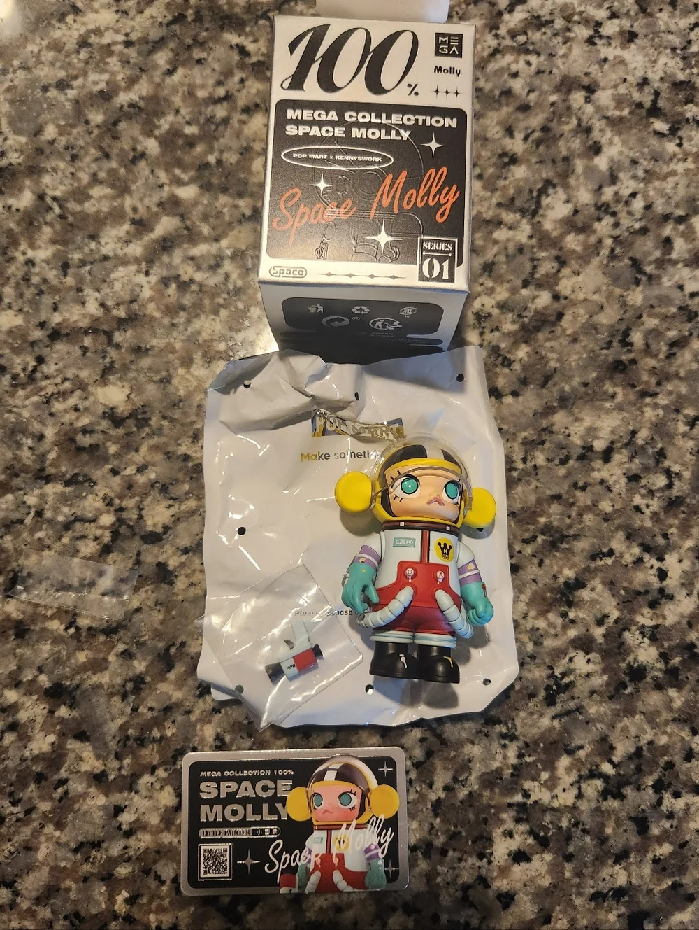 Pop Mart Mega Space Molly Series 1 Little Painter Molly Vinyl Blind Box Figure
